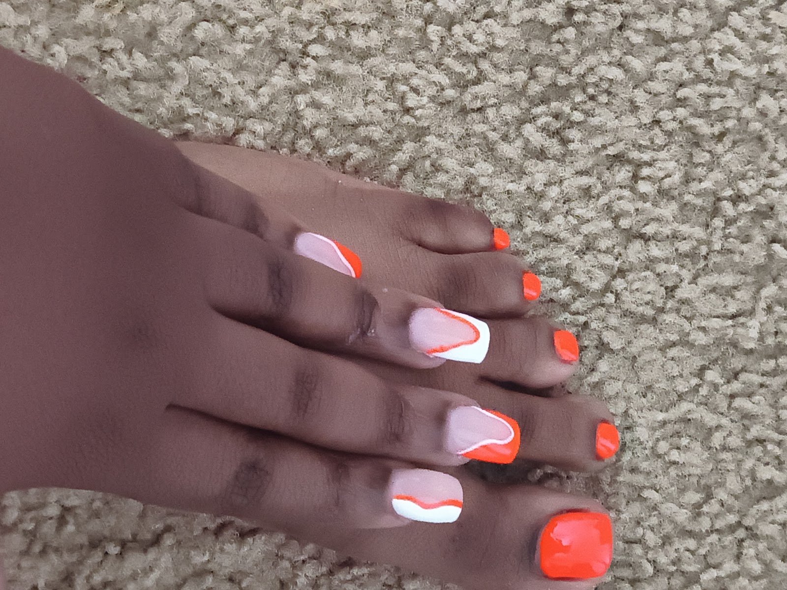 Happy Nails nail photo 1