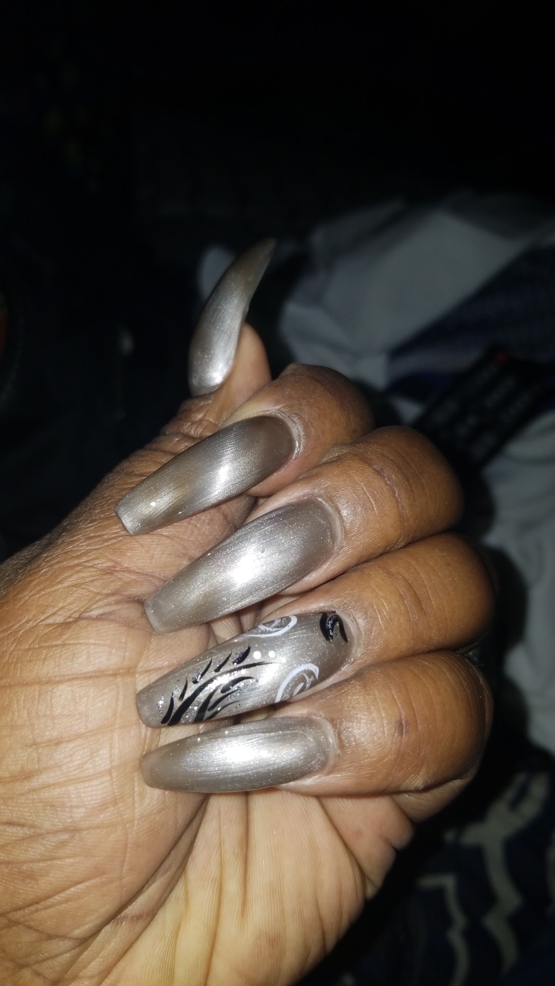 Happy Nails nail photo 3